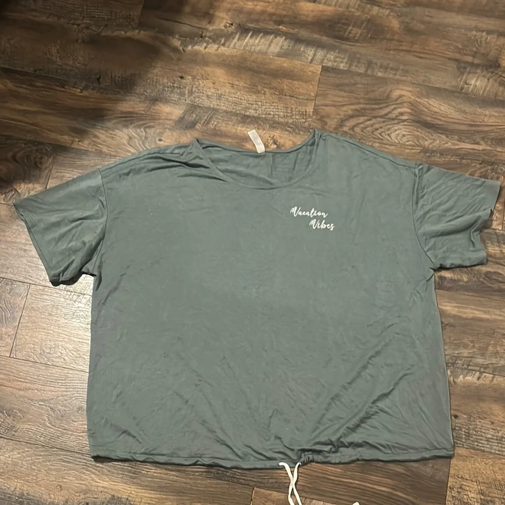 Cacique Women's Top in Dark Green